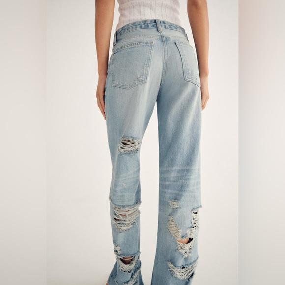 NWT ZARA BACK RIPPED TRF MID-RISE BAGGY JEANS Sz 6 - Picture 5 of 14